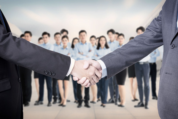 戰略轉型：再造競爭優勢，開拓新局面