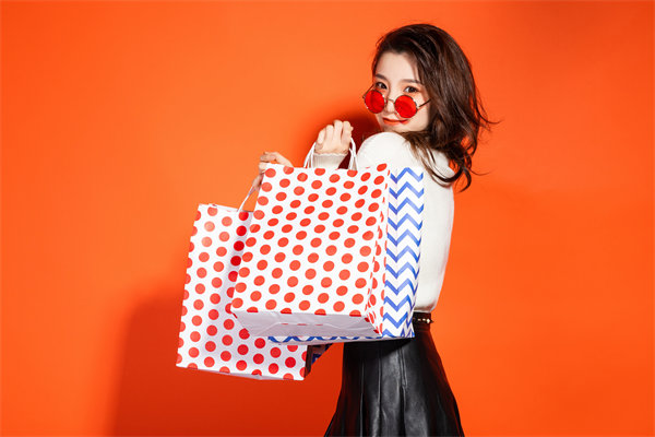 打造卓越品牌，創(chuàng)新營銷策略，引領(lǐng)市場新潮流