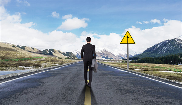 戰略眼光：洞察市場趨勢，搶占先機引領未來