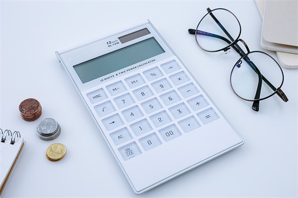 根據薪酬的構成來確定不同競爭性薪酬政策怎么制定？