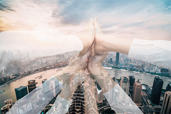 如何制定符合企業(yè)戰(zhàn)略目標(biāo)的組織發(fā)展路徑？