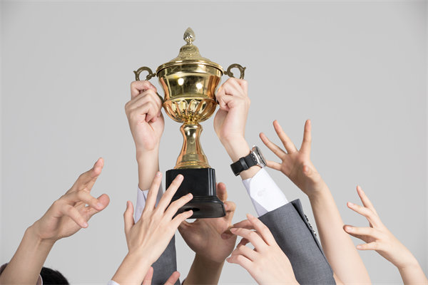 績效結果如何公正分配激勵資源，激發員工積極性？