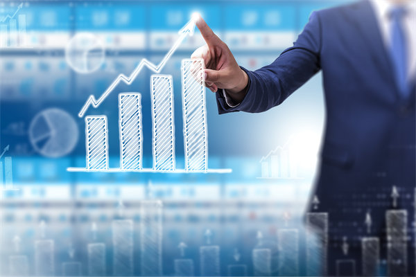 遭遇市場波動時，如何靈活調(diào)整年度經(jīng)營計劃？