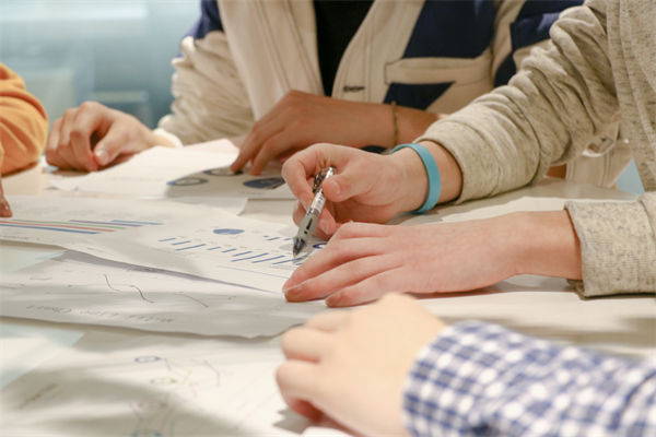 我們的年度經(jīng)營計劃，是否足夠靈活以應(yīng)對突發(fā)情況？