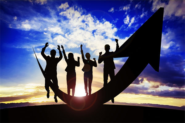 哪些關鍵績效指標能準確反映年度經營計劃的成效？