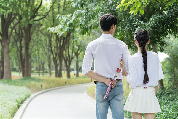 廣東一公司發(fā)錢鼓勵(lì)員工談戀愛，品牌營銷怎么看？