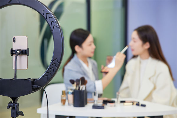 營銷咨詢公司的全球化服務(wù)如何助企業(yè)開拓國際市場？