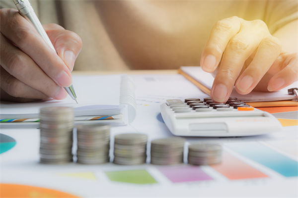 企業(yè)如何通過預(yù)算管理，實(shí)現(xiàn)資金流轉(zhuǎn)的高效與安全？