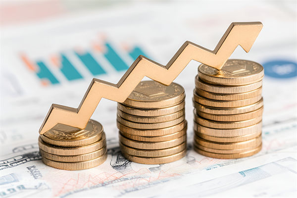 組織規劃中，如何平衡成本控制與業務增長的需求？