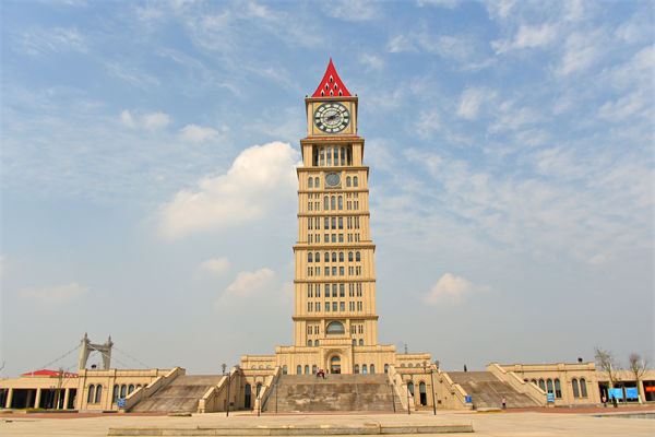 贛州戰略咨詢公司如何幫助企業制定長遠發展規劃？