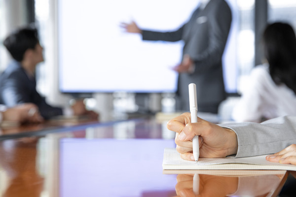 企業的會議管理制度不完善，如同虛設怎么辦？