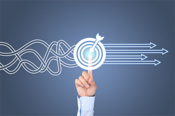 企業(yè)深陷困境，管理咨詢?nèi)绾我岳做侄未蚱瓢l(fā)展僵局？