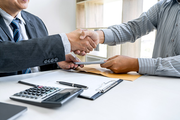 傳統薪酬模式拖后腿，創新激勵方案怎樣激活團隊潛力？