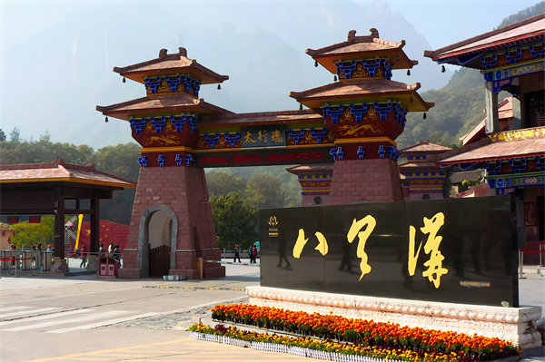 企業(yè)深陷瓶頸期，發(fā)展舉步維艱，新鄉(xiāng)戰(zhàn)略咨詢公司如何破局？