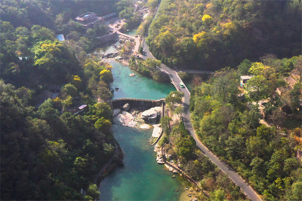 生產(chǎn)效率低、浪費(fèi)嚴(yán)重，企業(yè)效益下滑，新鄉(xiāng)精益生產(chǎn)咨詢公司如何破局？