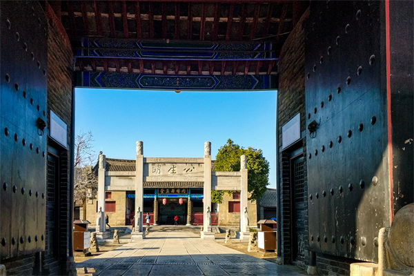 市場競爭激烈，企業發展陷入瓶頸，許昌戰略咨詢公司如何破局？