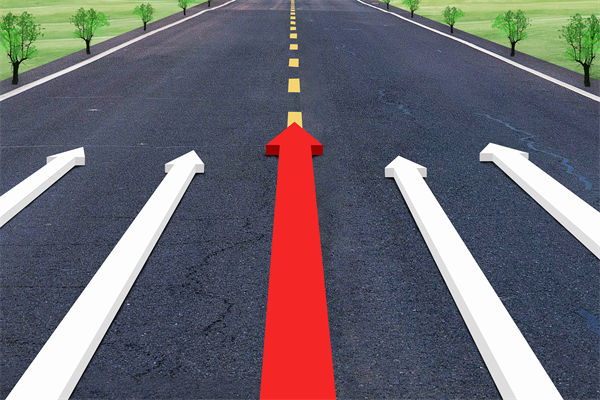 管理咨詢?nèi)绾瓮黄瞥Ｒ?guī)，為企業(yè)量身打造核心競(jìng)爭(zhēng)優(yōu)勢(shì)？