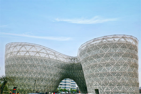 企業(yè)發(fā)展遇瓶頸，株洲戰(zhàn)略咨詢公司如何助力突破困局、重塑輝煌？