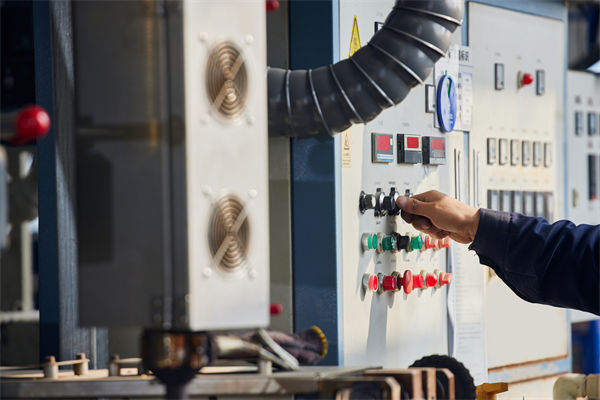 設備故障拖慢進度，精益生產怎樣打造零故障車間？