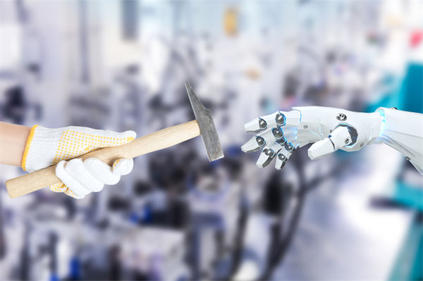 員工對數(shù)字化管理抵觸，推進(jìn)遇阻，怎樣化解難題？