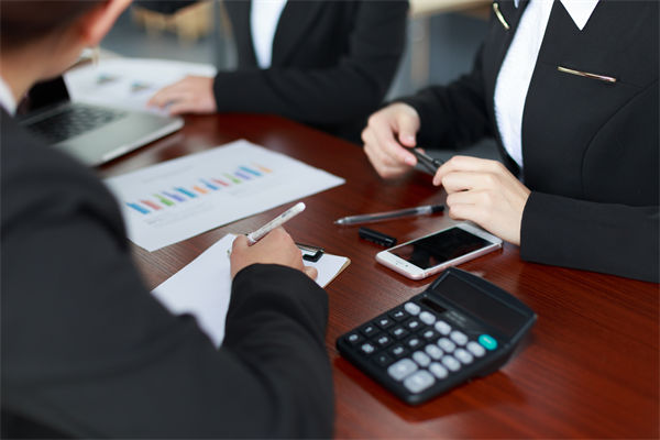 傳統績效模式失效，企業如何引入創新方法提升效能？