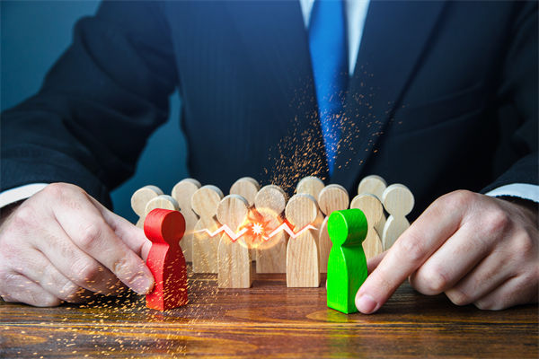 新老業務沖突不斷，企業戰略管理如何平衡布局？