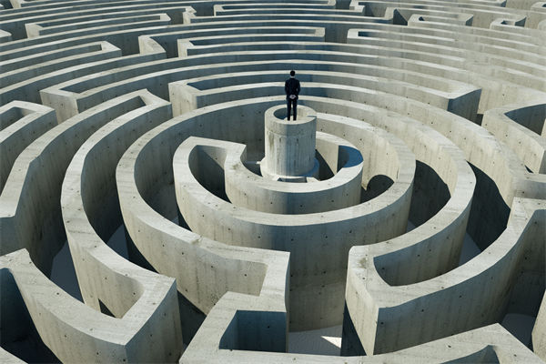 集團管控失效？這三大漏洞為何讓企業內耗嚴重？