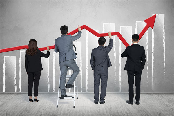 半年經濟大考成績單透露哪些信號？企業有何啟示？