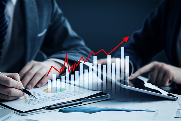 上海街頭真無人出租車要來了，對制造業(yè)有何啟示？