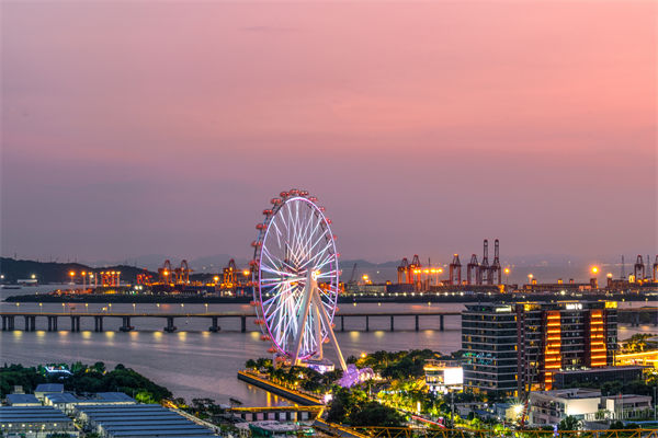 行業(yè)洗牌加速企業(yè)迷茫，深圳戰(zhàn)略咨詢公司能指明突圍方向嗎？