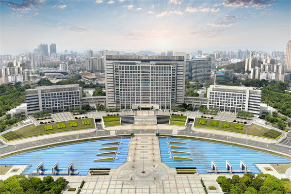 年度計劃寫得漂亮卻落不了地，東莞年度經(jīng)營計劃咨詢公司能抓實(shí)嗎？