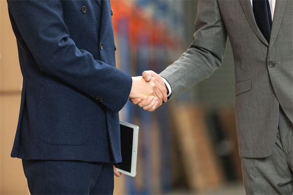 精益生產(chǎn)管理咨詢公司，能幫工廠減少浪費(fèi)降成本嗎？