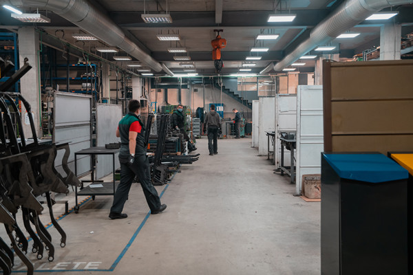 汽配行業人力資源管理咨詢服務機構，車間技工流失率怎么降？